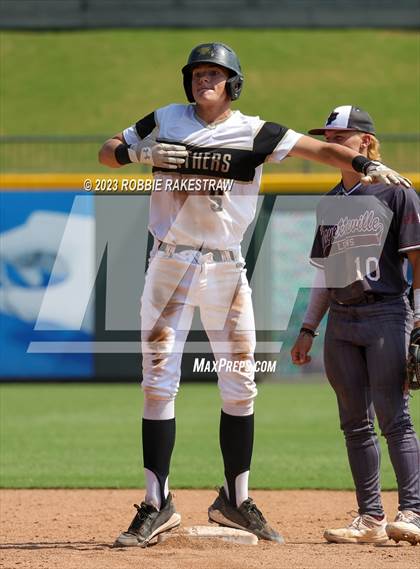 Thumbnail 2 in Abbott vs. Fayetteville (UIL 1A Baseball State Final) photogallery.
