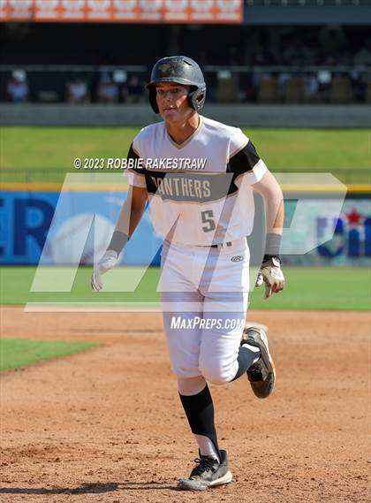 Thumbnail 3 in Abbott vs. Fayetteville (UIL 1A Baseball State Final) photogallery.