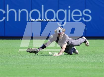 Thumbnail 3 in Abbott vs. Fayetteville (UIL 1A Baseball State Final) photogallery.