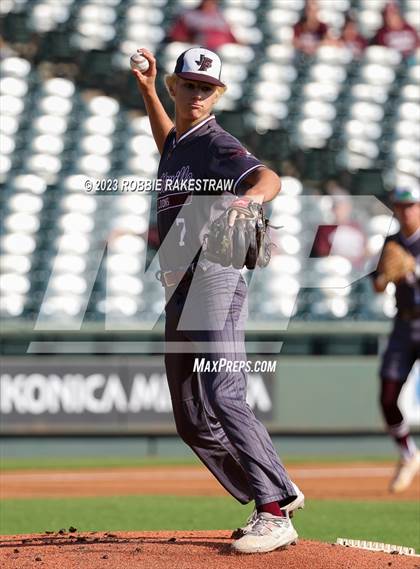 Thumbnail 3 in Abbott vs. Fayetteville (UIL 1A Baseball State Final) photogallery.