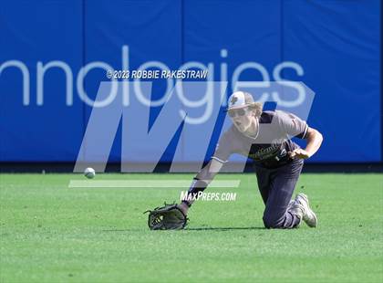 Thumbnail 1 in Abbott vs. Fayetteville (UIL 1A Baseball State Final) photogallery.