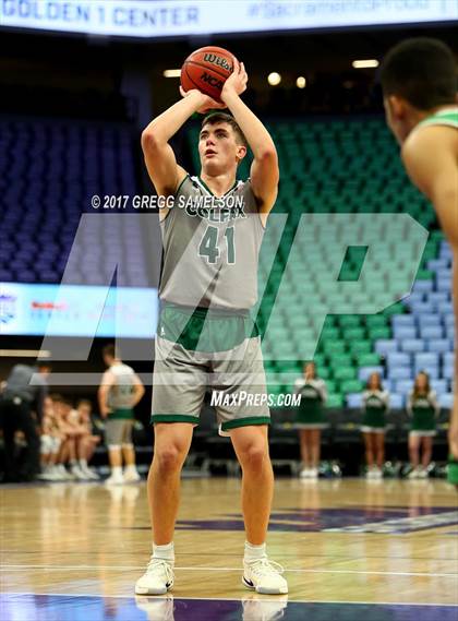 Thumbnail 2 in Dixon vs. Colfax photogallery.