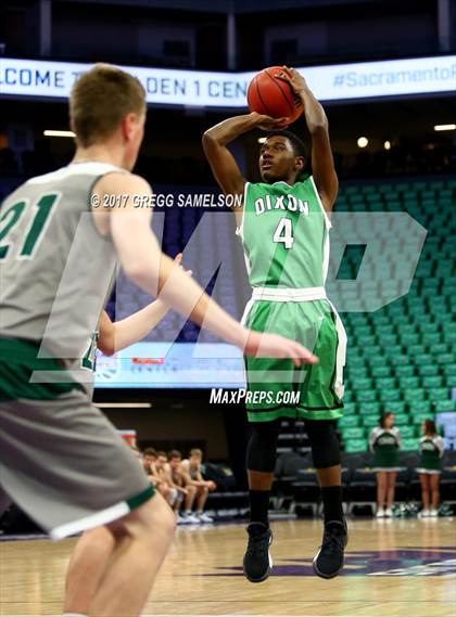 Thumbnail 3 in Dixon vs. Colfax photogallery.