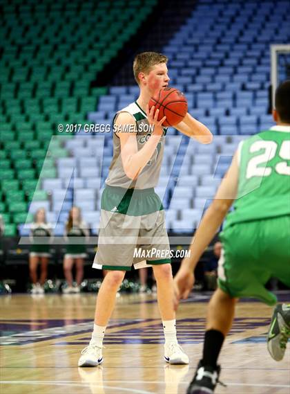 Thumbnail 2 in Dixon vs. Colfax photogallery.