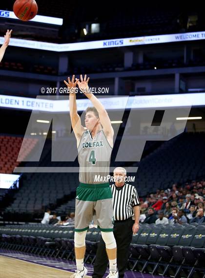Thumbnail 2 in Dixon vs. Colfax photogallery.