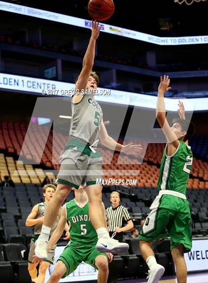 Thumbnail 3 in Dixon vs. Colfax photogallery.