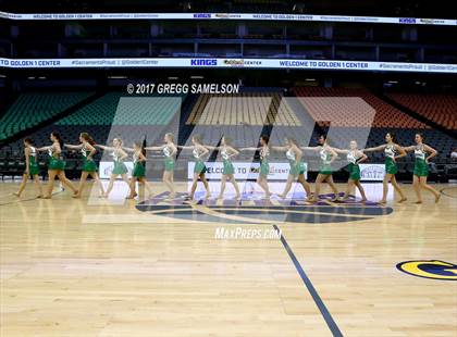 Thumbnail 2 in Dixon vs. Colfax photogallery.
