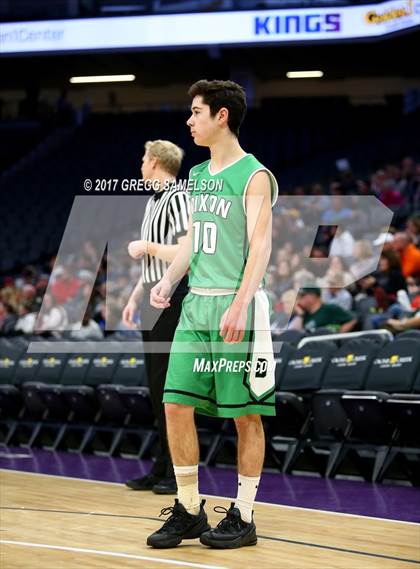 Thumbnail 2 in Dixon vs. Colfax photogallery.