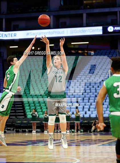 Thumbnail 3 in Dixon vs. Colfax photogallery.