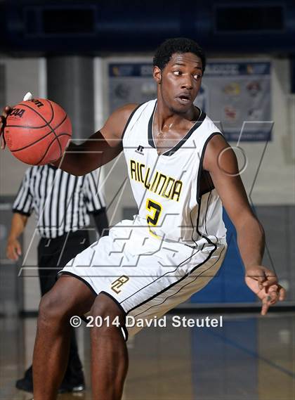 Thumbnail 3 in Elliot Christian vs. Rio Linda (Les Curry Invitational) photogallery.