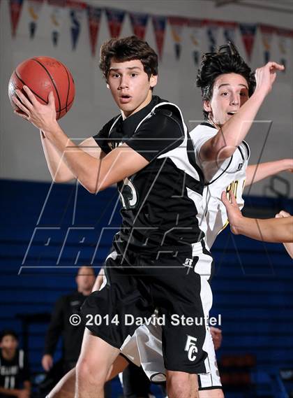 Thumbnail 3 in Elliot Christian vs. Rio Linda (Les Curry Invitational) photogallery.