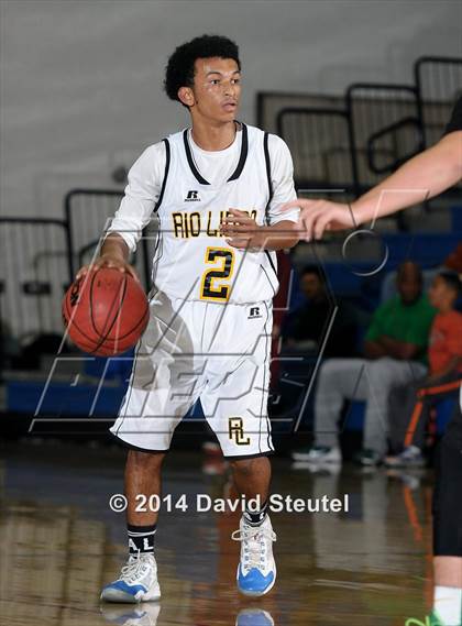 Thumbnail 1 in Elliot Christian vs. Rio Linda (Les Curry Invitational) photogallery.