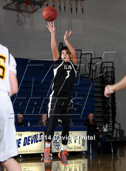 Thumbnail 3 in Elliot Christian vs. Rio Linda (Les Curry Invitational) photogallery.
