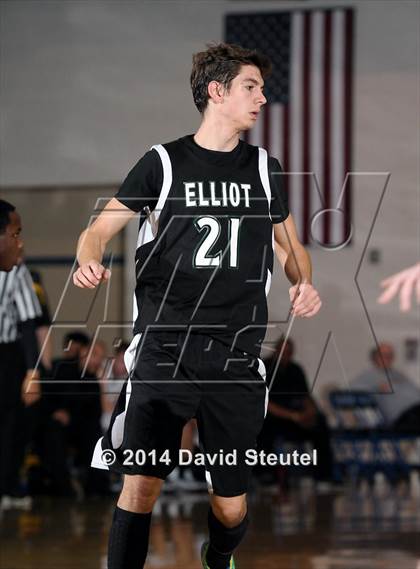 Thumbnail 2 in Elliot Christian vs. Rio Linda (Les Curry Invitational) photogallery.