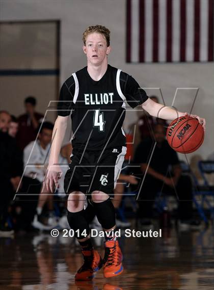Thumbnail 3 in Elliot Christian vs. Rio Linda (Les Curry Invitational) photogallery.