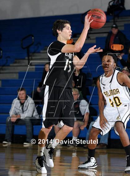 Thumbnail 1 in Elliot Christian vs. Rio Linda (Les Curry Invitational) photogallery.