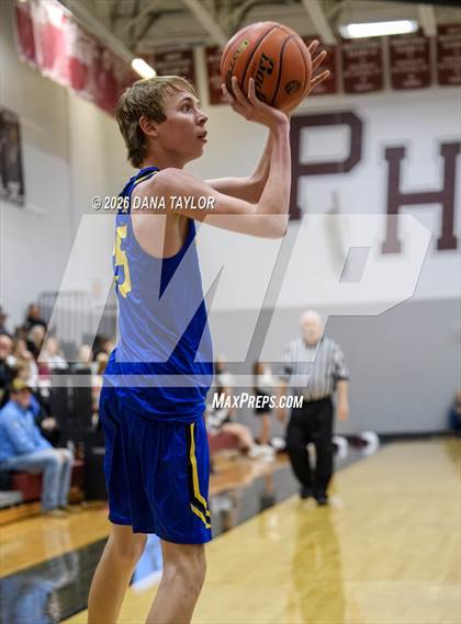 Thumbnail 2 in JV: Lipan @ Poolville photogallery.