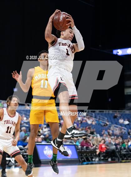 Thumbnail 3 in Coldspring-Oakhurst vs Madison (UIL 3A Semifinal) photogallery.