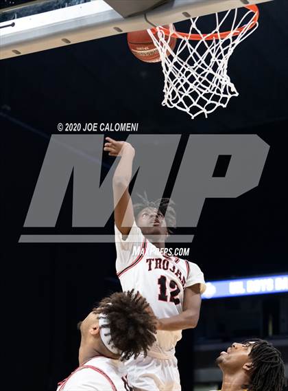 Thumbnail 2 in Coldspring-Oakhurst vs Madison (UIL 3A Semifinal) photogallery.
