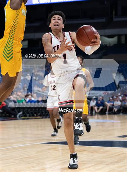 Thumbnail 1 in Coldspring-Oakhurst vs Madison (UIL 3A Semifinal) photogallery.