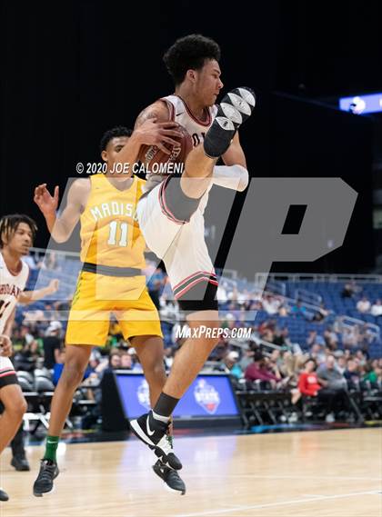 Thumbnail 2 in Coldspring-Oakhurst vs Madison (UIL 3A Semifinal) photogallery.