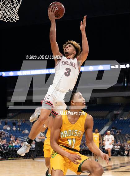 Thumbnail 3 in Coldspring-Oakhurst vs Madison (UIL 3A Semifinal) photogallery.