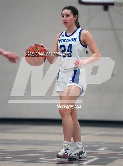 Thumbnail 3 in St. Pius X vs. Nolan Catholic (TAPPS 6A Area Playoff) photogallery.