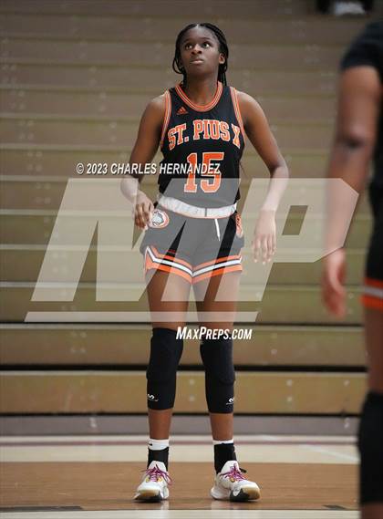 Thumbnail 1 in St. Pius X vs. Nolan Catholic (TAPPS 6A Area Playoff) photogallery.