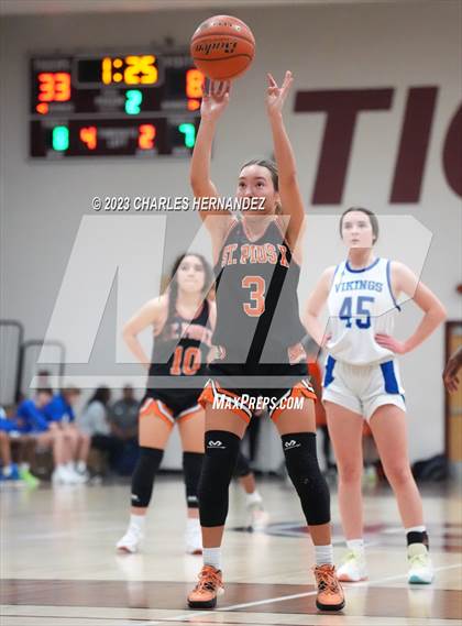 Thumbnail 3 in St. Pius X vs. Nolan Catholic (TAPPS 6A Area Playoff) photogallery.