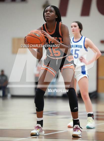 Thumbnail 1 in St. Pius X vs. Nolan Catholic (TAPPS 6A Area Playoff) photogallery.