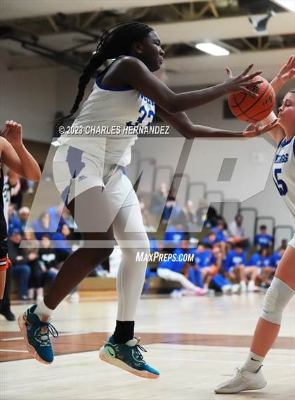 Thumbnail 1 in St. Pius X vs. Nolan Catholic (TAPPS 6A Area Playoff) photogallery.