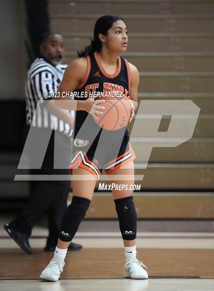 Thumbnail 1 in St. Pius X vs. Nolan Catholic (TAPPS 6A Area Playoff) photogallery.