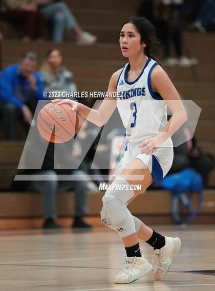 Thumbnail 2 in St. Pius X vs. Nolan Catholic (TAPPS 6A Area Playoff) photogallery.