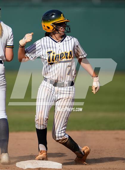 Thumbnail 1 in Oak Ridge vs. Inderkum (CIF SJS D1 Final) photogallery.