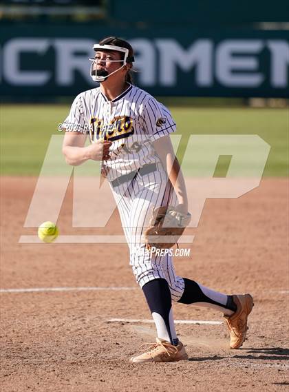 Thumbnail 3 in Oak Ridge vs. Inderkum (CIF SJS D1 Final) photogallery.