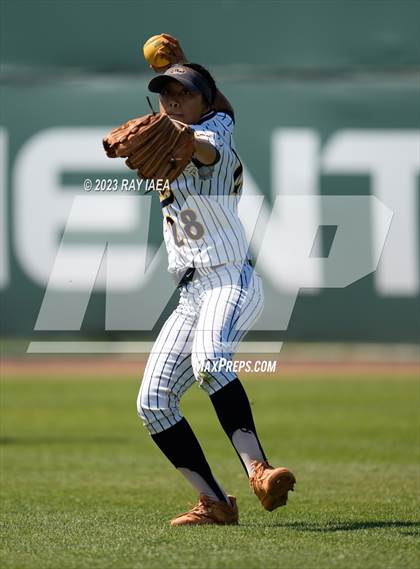 Thumbnail 1 in Oak Ridge vs. Inderkum (CIF SJS D1 Final) photogallery.