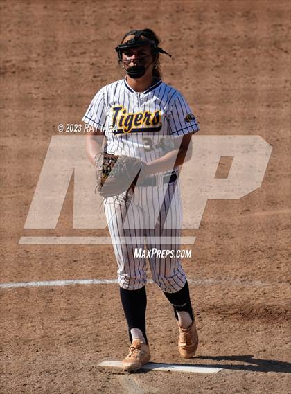 Thumbnail 1 in Oak Ridge vs. Inderkum (CIF SJS D1 Final) photogallery.