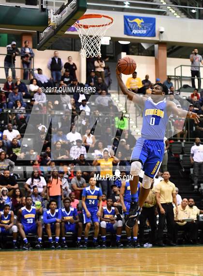Thumbnail 1 in Simeon vs. Whitney Young (CPHSAA Semifinal) photogallery.