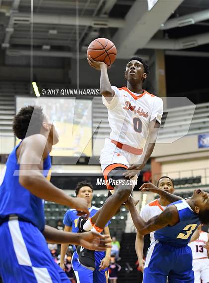 Thumbnail 2 in Simeon vs. Whitney Young (CPHSAA Semifinal) photogallery.