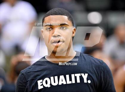Thumbnail 1 in Simeon vs. Whitney Young (CPHSAA Semifinal) photogallery.