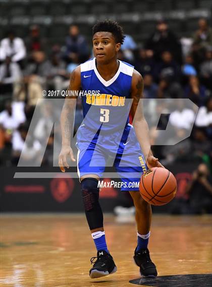 Thumbnail 3 in Simeon vs. Whitney Young (CPHSAA Semifinal) photogallery.