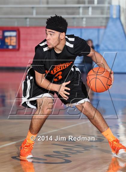 Thumbnail 3 in Duncanville vs. Hall (Thanksgiving Hoopfest) photogallery.