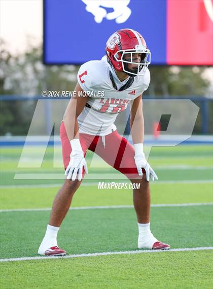 Thumbnail 3 in Orange Lutheran vs Sierra Canyon photogallery.