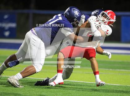 Thumbnail 3 in Orange Lutheran vs Sierra Canyon photogallery.