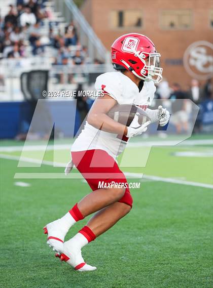 Thumbnail 1 in Orange Lutheran vs Sierra Canyon photogallery.