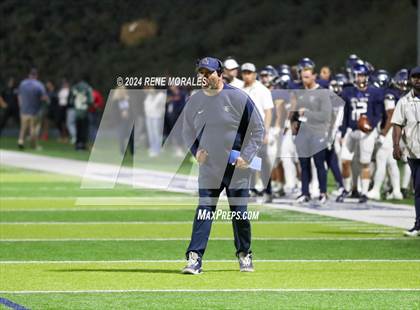 Thumbnail 2 in Orange Lutheran vs Sierra Canyon photogallery.