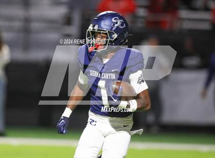 Thumbnail 1 in Orange Lutheran vs Sierra Canyon photogallery.