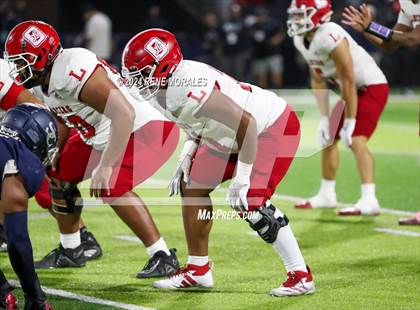 Thumbnail 3 in Orange Lutheran vs Sierra Canyon photogallery.