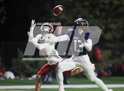 Thumbnail 3 in Orange Lutheran vs Sierra Canyon photogallery.