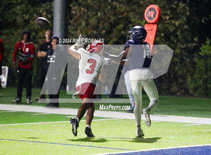 Thumbnail 1 in Orange Lutheran vs Sierra Canyon photogallery.